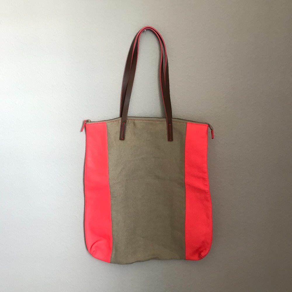 GAP neon pink jute leather bag